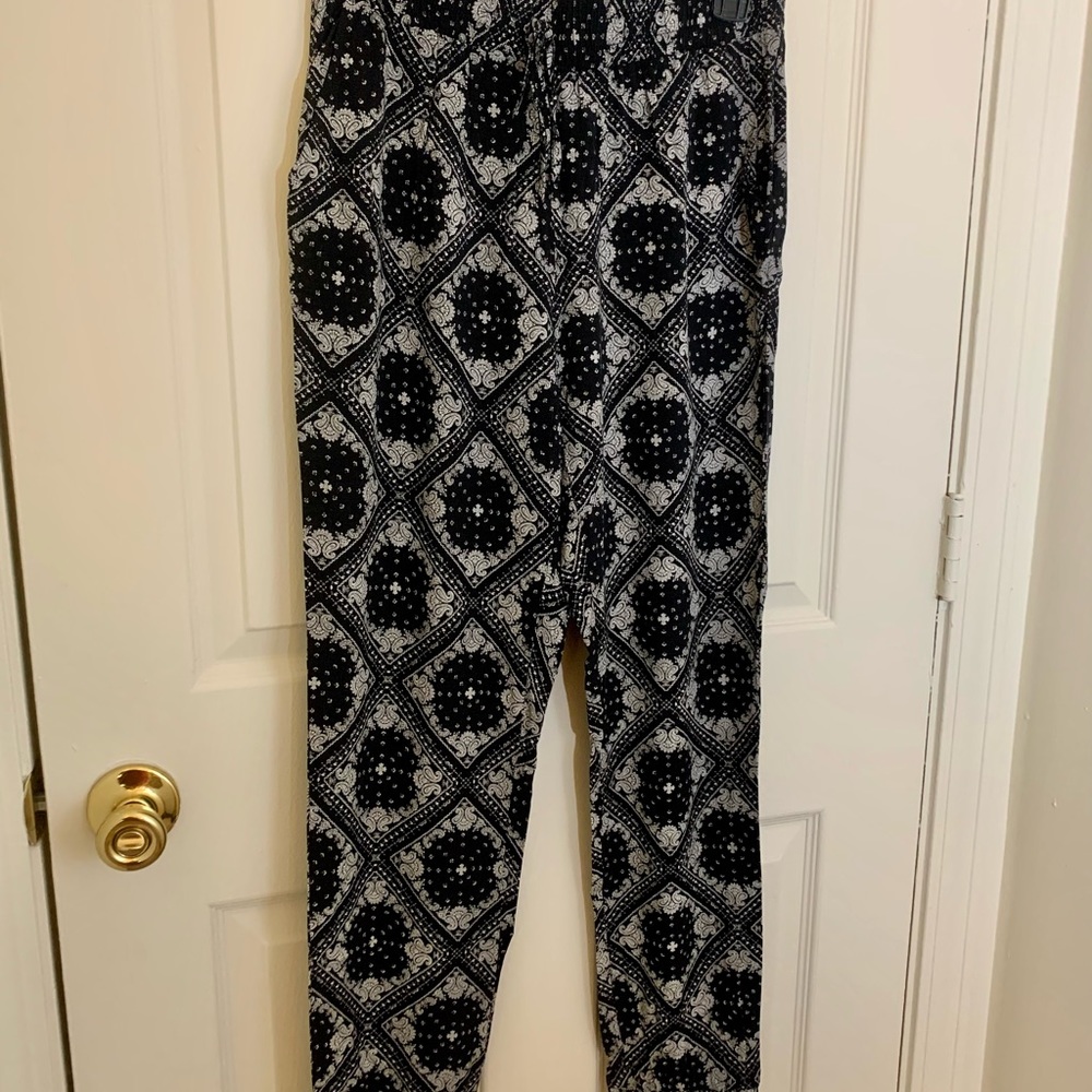 Women’s casual fashion pants joggers